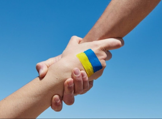 У Славутичі збирають допомогу для внутрішньо переміщених осіб фото