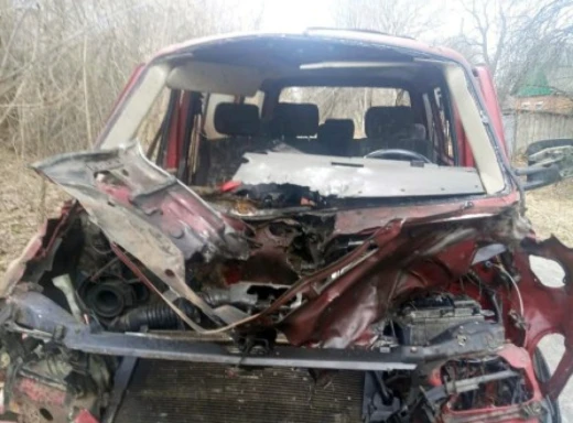 Атака ворожого дрона на маршрутку: черговий військовий злочин на Чернігівщині фото