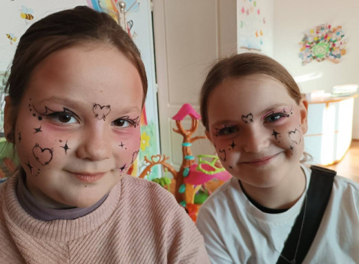 Дитяча бібліотека Славутича це простір для творчості та спілкування фото