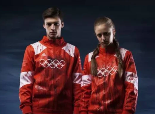 По лікоть у крові: Чеський журнал запропонував дизайн форми для росіян та білорусів на Олімпіаді фото