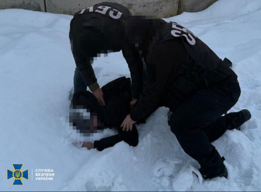 На Закарпатті затримали двох чоловіків за збір розвідданих для ворога фото