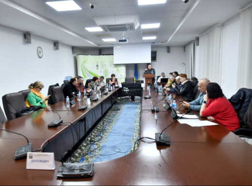 Сесія Славутицької міськради: вшанування Героїв та зміни до бюджету громади фото