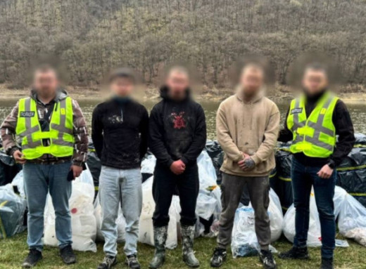 На Прикарпатті підлітків підозрюють у масштабному виробництві амфетаміну фото