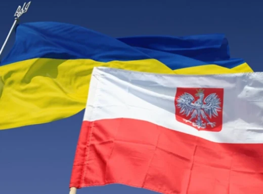 Польща перестала постачати озброєння Україні фото