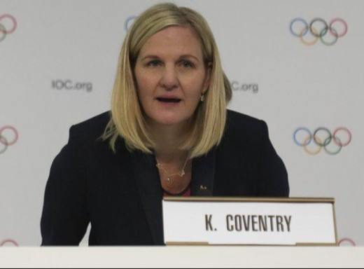 МОК дозволив росіянам і білорусам виступати під власним прапором на юнацькому рівні фото