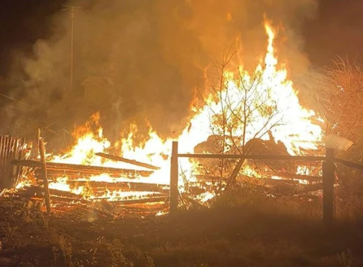 Чернігівська поліція затримала чоловіка, підозрюваного у серії підпалів господарських будівель фото