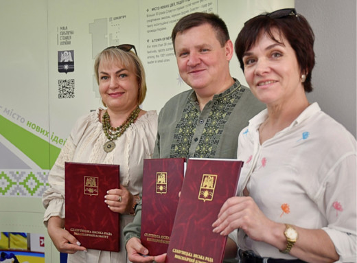 У Славутичі підписали одразу два меморандуми фото У Славутичі підписали одразу два меморандуми фото
