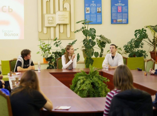 Профорієнтація у Славутичі: у школі №1 триває робота в межах проєкту DECIDE фото