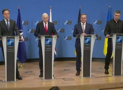 Після «Рамштайну» Україні анонсували майже 38 млрд доларів допомоги фото