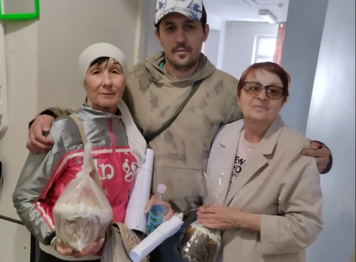Славутицький міський центр соціальних служб провів акцію "Подаруй добро на Великдень" фото