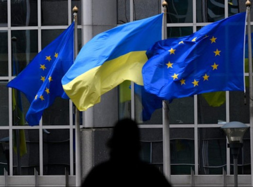 Франція та Німеччина просувають для України обмежену участь у ЄС до повного вступу фото