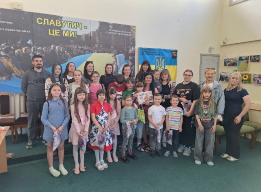 У Славутичі провели конкурс відеопривітань до Дня батька фото