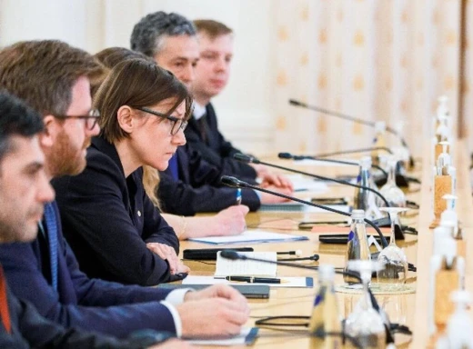 Росія намагається легітимізувати окупацію України через Червоний Хрест фото