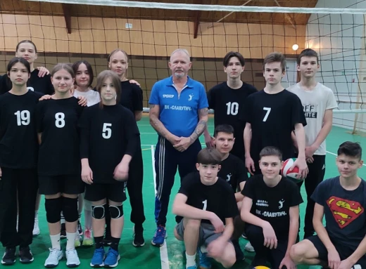 Нові Славутичани: Людина яка повернула волейбол у місто фото