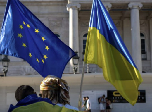 Переговори щодо «мирного плану» США: Україна відмовилась від ідеї буферної зони на Донбасі фото