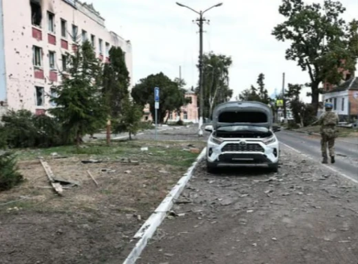 Зеленський наполягає на просуванні у Курській області, попри обережність Сирського фото