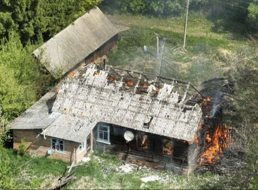 Чернігівщина під обстрілами: за добу зафіксовано 47 вибухів у прикордонних селах фото Чернігівщина під обстрілами: за добу зафіксовано 47 вибухів у прикордонних селах фото