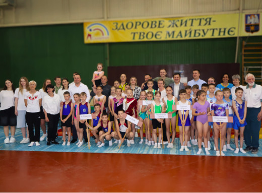 Стрибки до перемоги: у Славутичі відбувся Чемпіонат України серед юнаків і дівчат фото Стрибки до перемоги: у Славутичі відбувся Чемпіонат України серед юнаків і дівчат фото