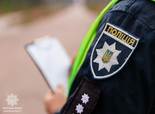 Порушника без прав і під наркотиками зупинили на трасі до Славутича фото Порушника без прав і під наркотиками зупинили на трасі до Славутича фото