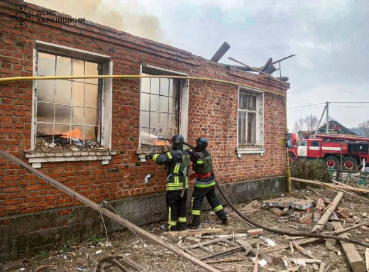 Ракетний удар по будівлі медпункту у селі Бугаївка на Харківщині. Наслідки атаки фото
