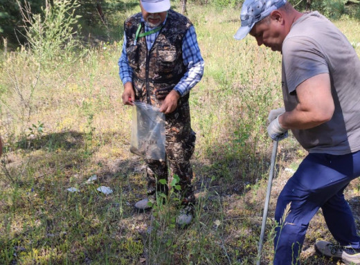 На Чернігівщині перевіряють радіаційний стан ґрунтів у постраждалих селах фото