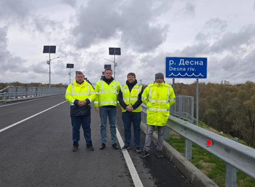 Відбудували ще один міст через річку Десна на Чернігівщині фото