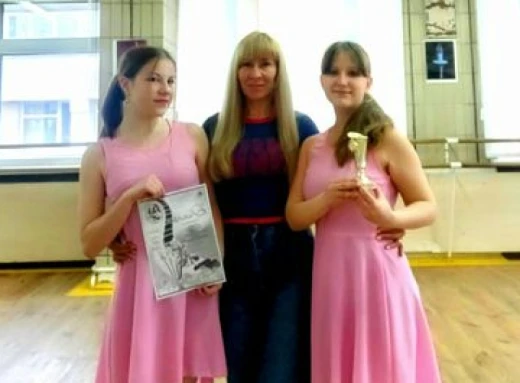 Славутичанки здобули перемогу на обласному конкурсі "Бахмутська весна"! фото