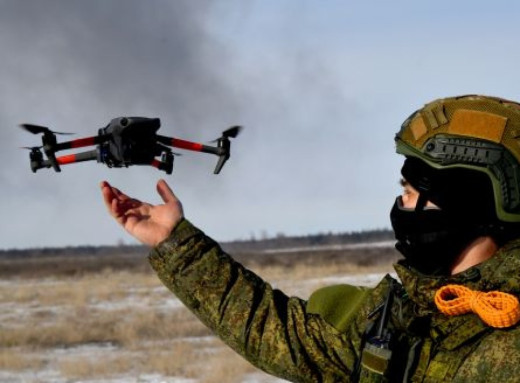 Росіяни переробляють трофейні українські FPV-дрони та запускають їх назад фото