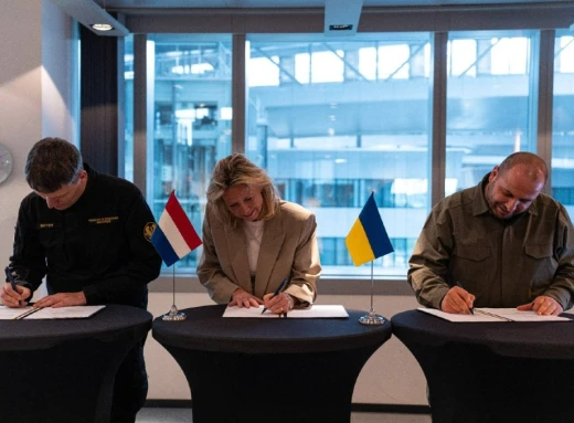 Данія перша країна НАТО, яка інвестує у виробництво українського озброєння фото