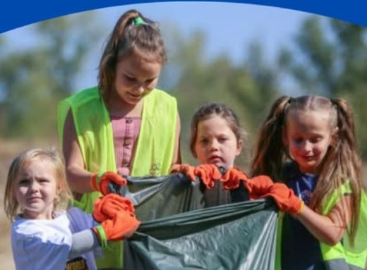 Славутич долучився до глобального руху World Cleanup Day і отримав новий інструмент для екоініціатив фото