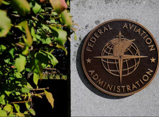 США попередили авіакомпанії про можливі збої GPS і військову активність над Латинською Америкою фото