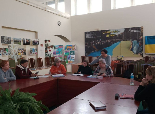 У Славутичі провели зустріч для родин зниклих безвісти: говорили про підтримку і алгоритм дій фото