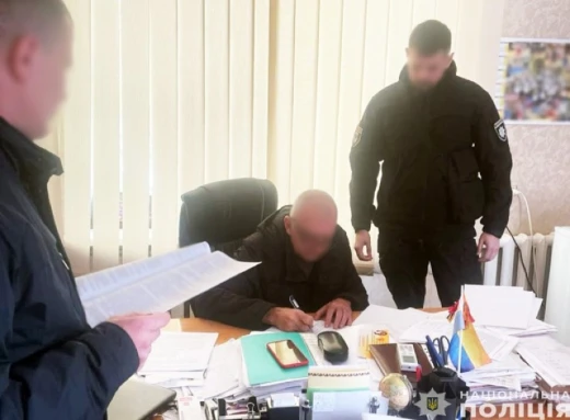 Скандальний ремонт: Голова сільради на Чернігівщині привласнив мільйон гривень на відновленні школи фото