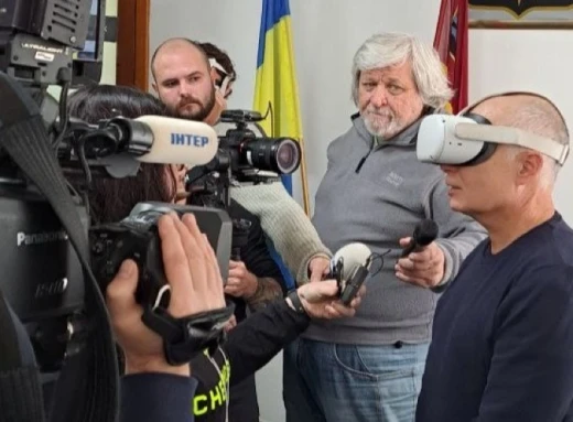 У Славутичі презентували віртуальну екскурсію у VR-шоломах (відео) фото