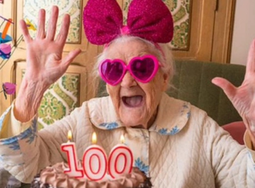 Щоденні прогулянки корисніші за спортзал: що дізнався дослідник довголіття фото