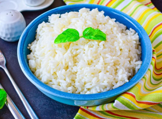 З якими продуктами не можна поєднувати рис щоб не нашкодити здоров'ю фото З якими продуктами не можна поєднувати рис щоб не нашкодити здоров'ю фото