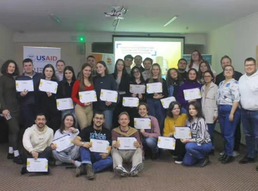 Навчання для молоді: Депутати молодіжної ради Славутича у Тернополі фото