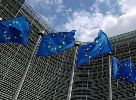 Франція блокує участь своїх банків у схемі репараційного кредиту для України фото