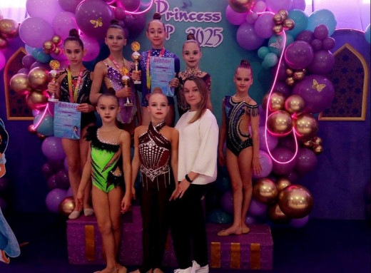 Юні грації зі Славутича повернулися з перемогами з турніру Princess CUP 2025 фото