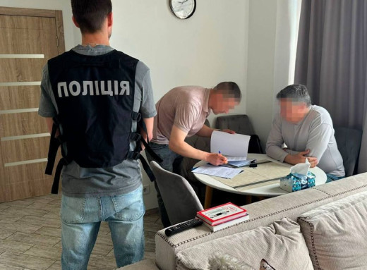 Ексочільнику Мінкульту оголосили підозру через фіктивні музичні гастролі фото