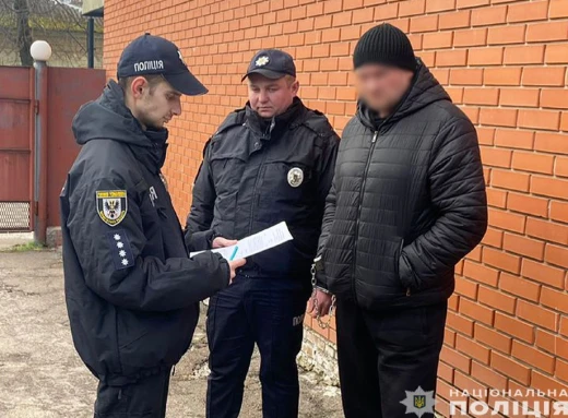 Поліція затримала особу, яка намагалася привласнити водойму державного значення на території Прилуцького району фото