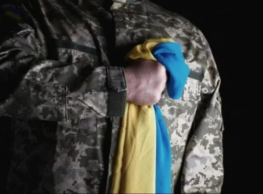 Черговий репатріаційний захід: до України повернули тіла 100 загиблих воїнів фото