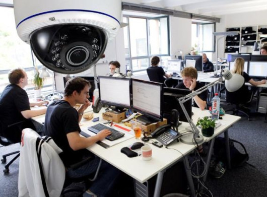 Новий Трудовий кодекс дозволить відеоспостереження і моніторинг листування на роботі