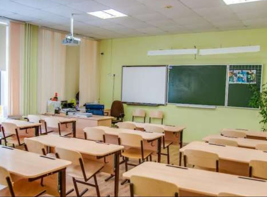 У Славутичі відбулися міські олімпіади з біології та правознавства